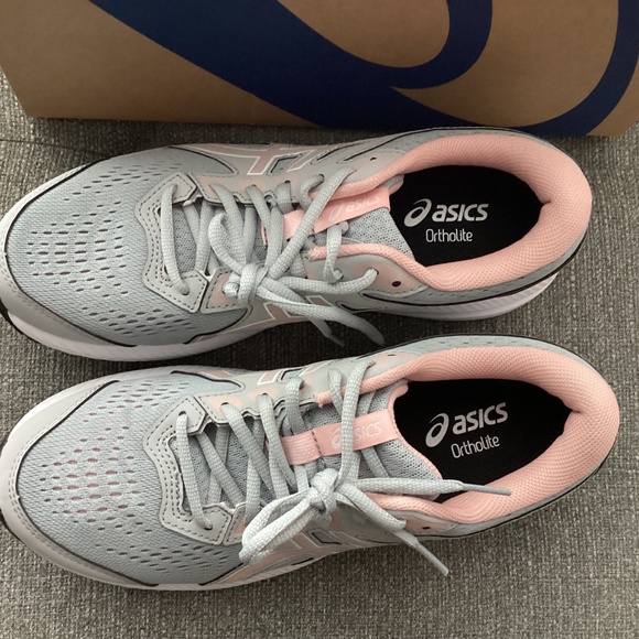 Asics Women's GEL-Contend 8 Running Sneakers, size 9.5 - Picture 3 of 11